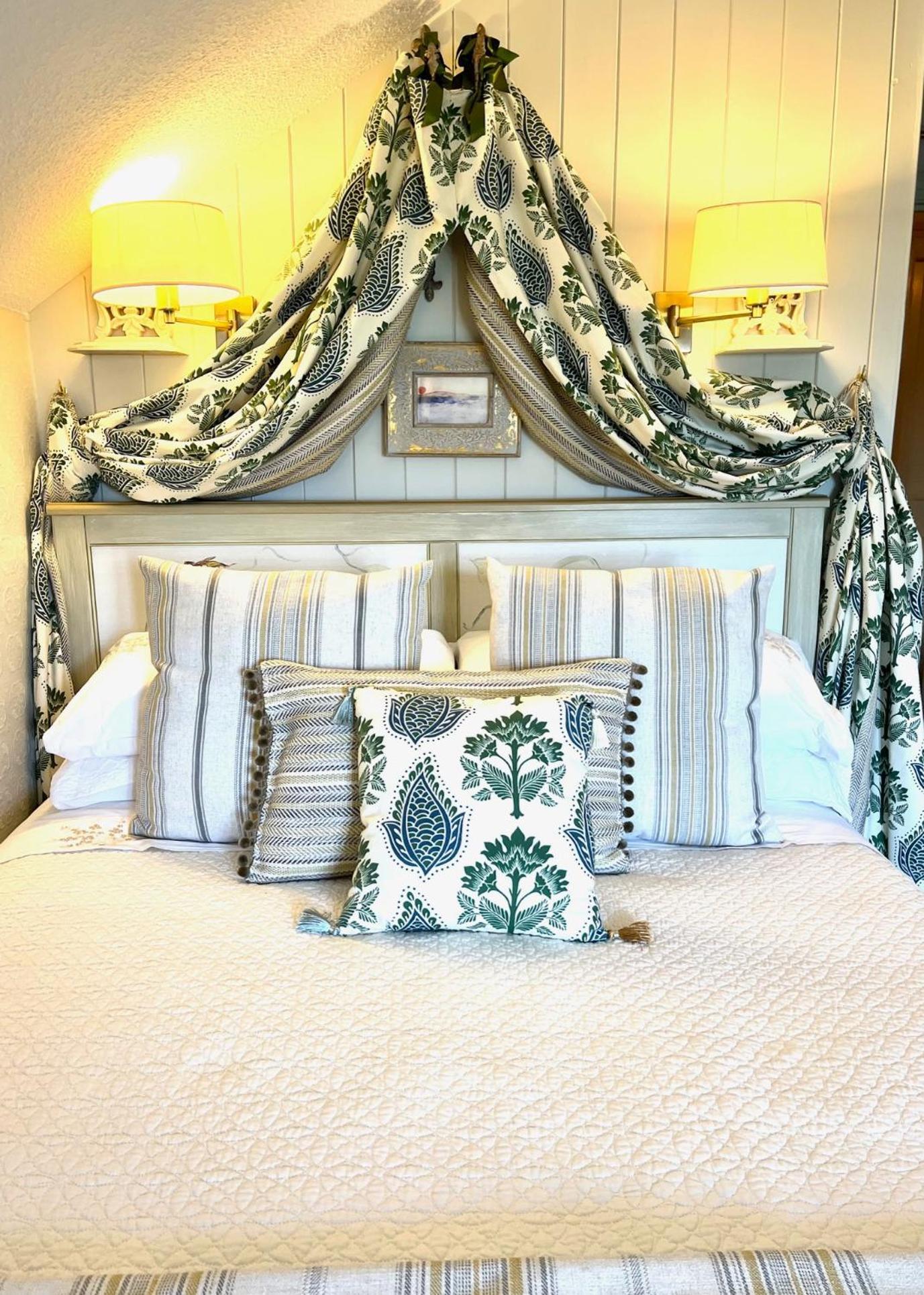 The Artist Residence Dublin Boutique B&B Сътън Екстериор снимка