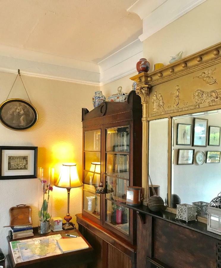 The Artist Residence Dublin Boutique B&B Сътън Екстериор снимка